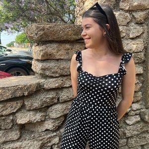 Meet your Posher, Amaris